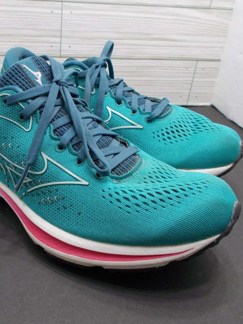 Mizuno Wave Rider 25 Women's 9 Excellent Condition